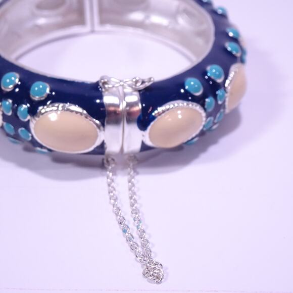 J.Crew Women's VINTAGE Blue Cream Cabochon Enamel Silver Cuff Bracelet NWOT 98 - Picture 5 of 9